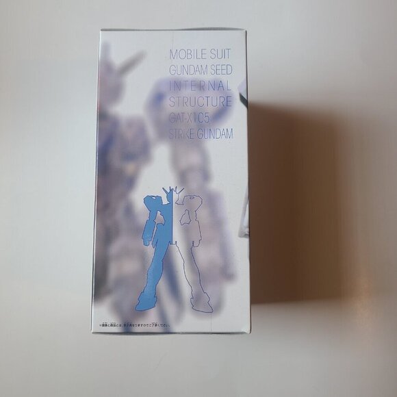 Mobile Suit Gundam Seed Internal Structure GAT-X105 Strike Gundam Figure (Ver.A) - Picture 3 of 3